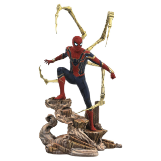 Φιγούρα Statue Diamond Select Toys - Avengers Infinty War - Spider-Man (Iron Spider) (23cm)